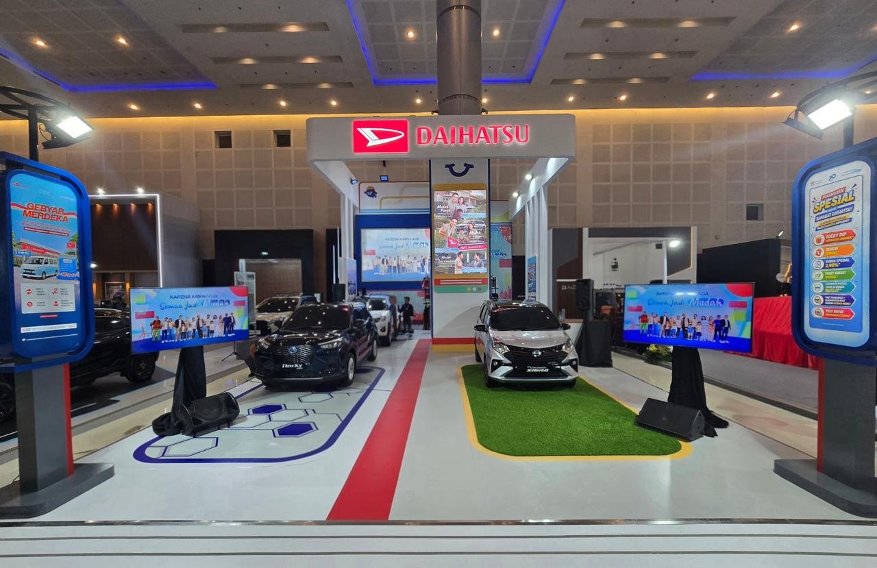 Daihatsu Rocky Hybrid dan Terios Special Edition Melantai di GIIAS Surabaya 2026